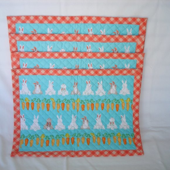 New Quilted Fabric PLACEMATS SET of 4 Bunny Easter Nature Spring Summer Rabbits - Picture 10 of 11